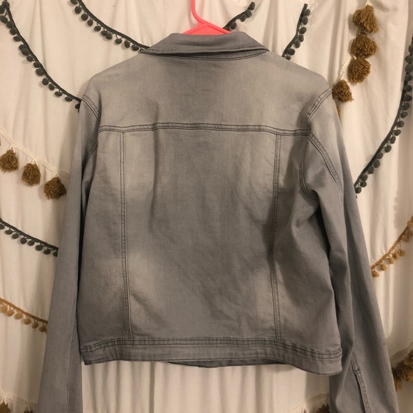 Kenzie Light Grey Denim Jacket 🧥👌🛍 - Picture 3 of 3